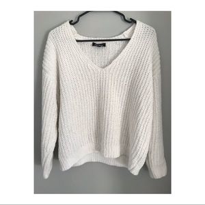 Express Chenille White V-neck Sweater